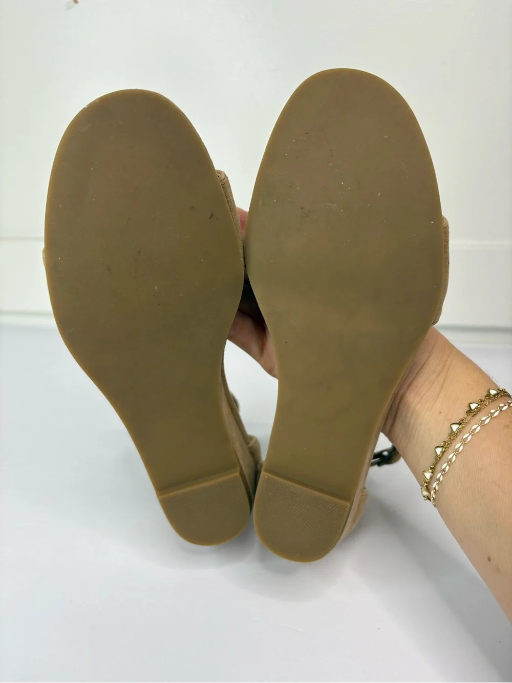 Sundance Tan Suede Floral Embroidered Wedge Sandals Size 7